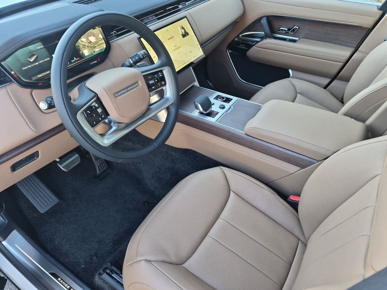 New 2027 Land Rover Range Rover SE AWD/4WD image 2