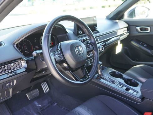 Used 2022 Honda Civic Sport image 28