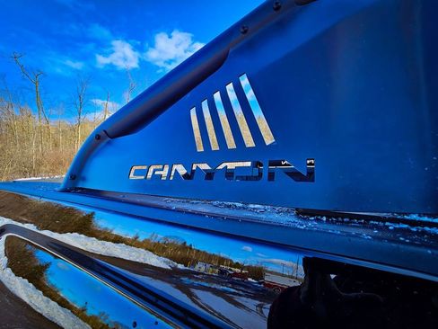 Certified 2021 GMC Canyon AT4 image 9