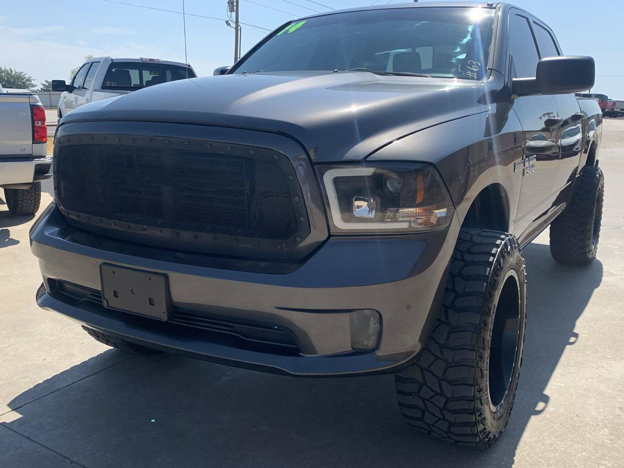 Used 2014 RAM 1500 Express AWD/4WD image 3
