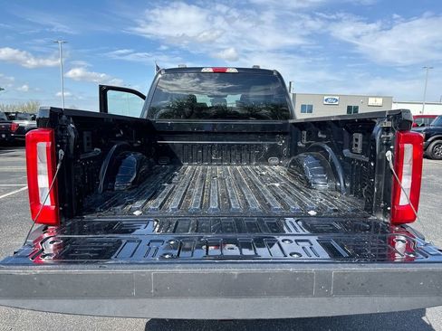 Used 2025 Ford F250 XLT AWD/4WD image 23