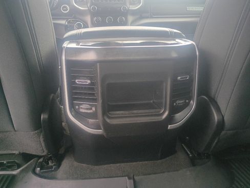 Used 2021 RAM 1500 Big Horn AWD/4WD image 9