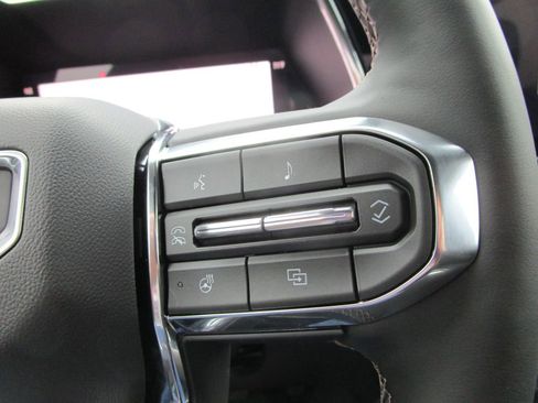 New 2026 GMC Canyon Denali AWD/4WD image 34