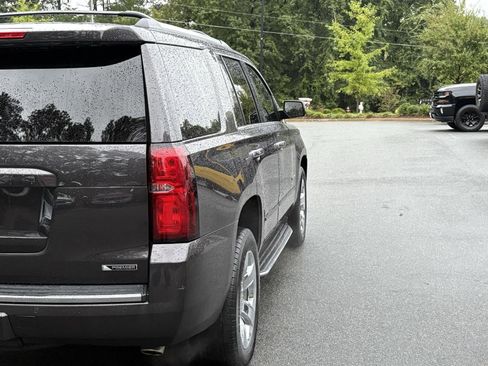 Used 2018 Chevrolet Tahoe Premier image 12