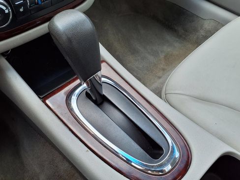 Used 2007 Chevrolet Impala LT FWD image 24