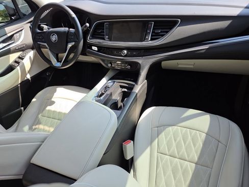 Used 2024 Buick Enclave Avenir w/ Avenir Technology Package FWD image 31