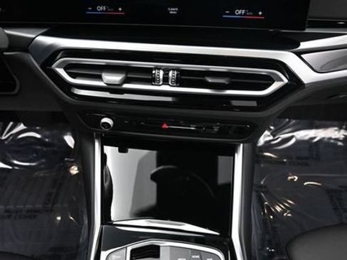 Used 2023 BMW i4 eDrive35 RWD image 16