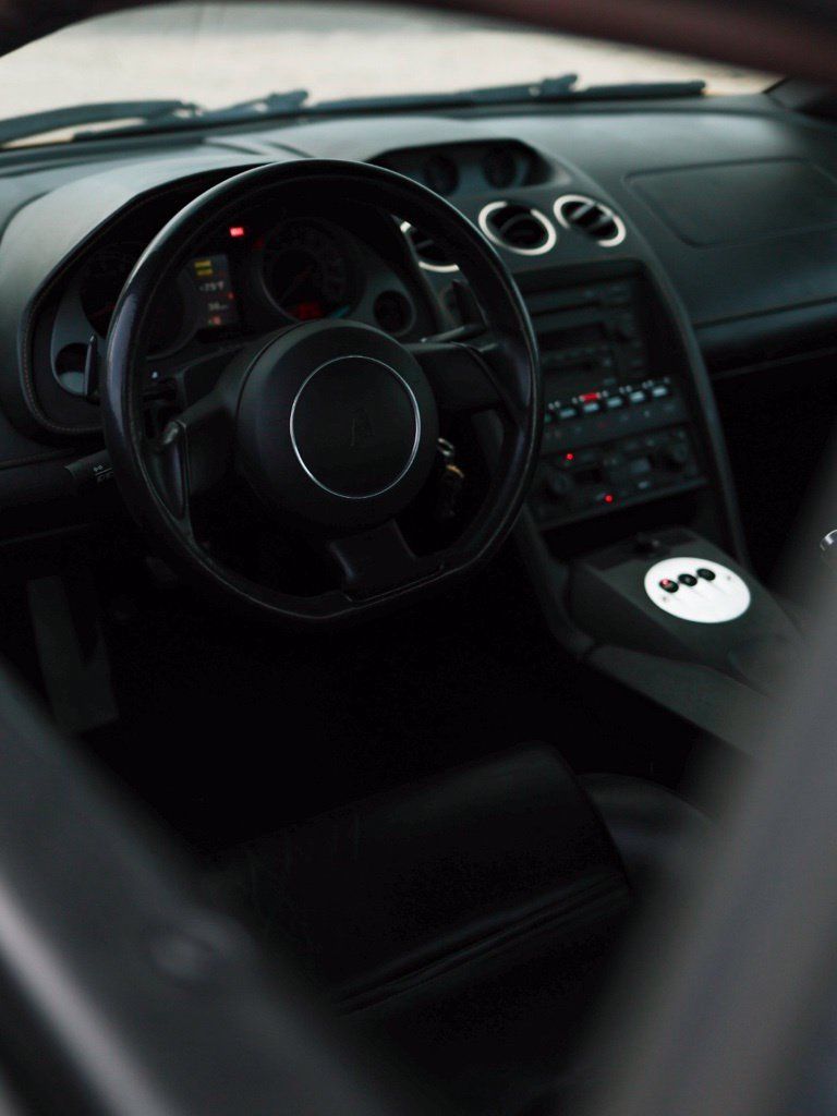 Used 2004 Lamborghini Gallardo AWD/4WD image 7