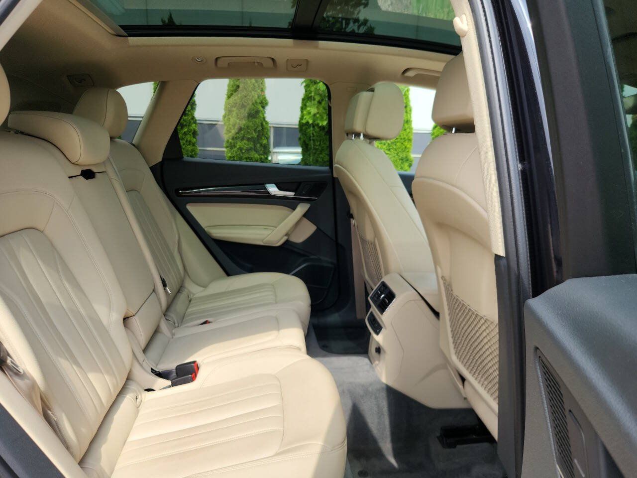 Used 2018 Audi Q5 Prestige w/ Prestige Package AWD/4WD image 10