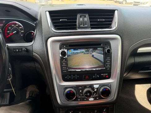 Used 2017 GMC Acadia Limited SLT image 23