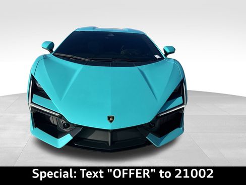 Used 2024 Lamborghini Revuelto Base image 3