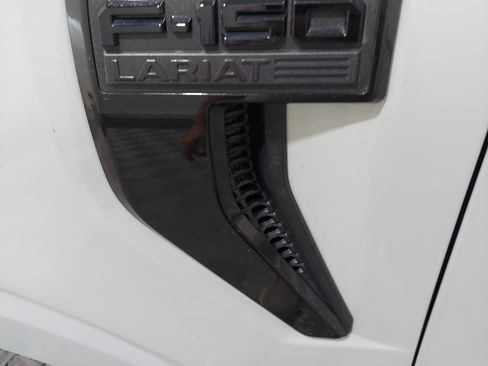 Used 2024 Ford F150 Lariat AWD/4WD image 6