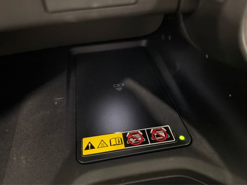 Used 2025 Toyota Grand Highlander AWD image 42
