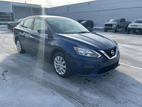 Used 2019 Nissan Sentra S FWD image 3