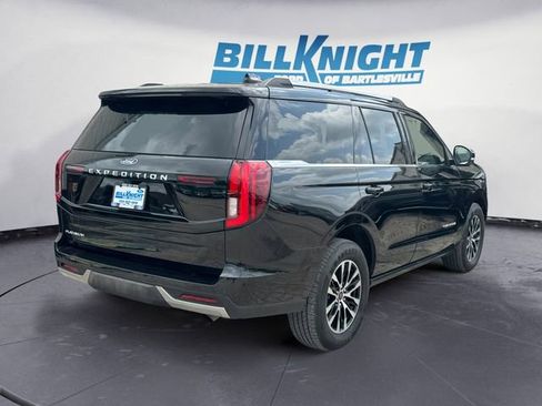 Used 2025 Ford Expedition Platinum AWD/4WD image 5