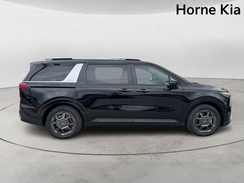 New 2026 Kia Carnival EX image 3