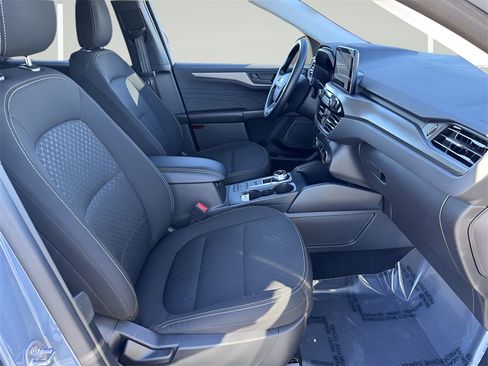 Used 2025 Ford Escape Active image 29