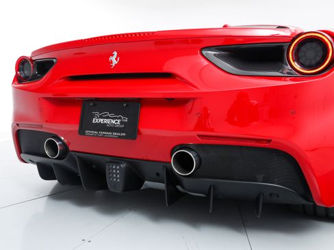 Certified 2019 Ferrari 488 GTB image 17