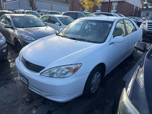 Used 2003 Toyota Camry LE image 1