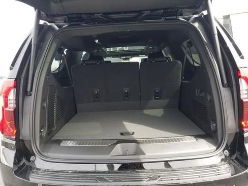 New 2026 GMC Yukon XL Denali w/ Denali Reserve Package AWD/4WD image 7