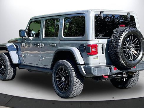 Used 2023 Jeep Wrangler Unlimited Rubicon w/ LED Lighting Group AWD/4WD image 7
