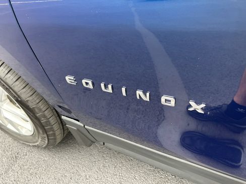 Used 2022 Chevrolet Equinox LT AWD/4WD image 12