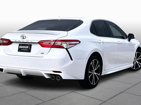 Certified 2020 Toyota Camry SE w/ Convenience Package image 13