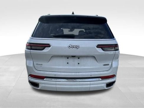 Used 2024 Jeep Grand Cherokee L Overland w/ Luxury Tech Group IV image 7