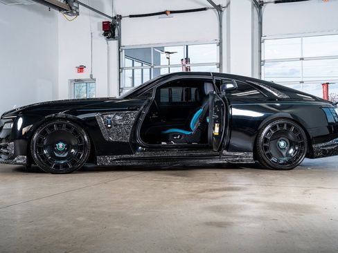 Used 2024 Rolls-Royce Spectre w/ Spectre Launch Package image 8