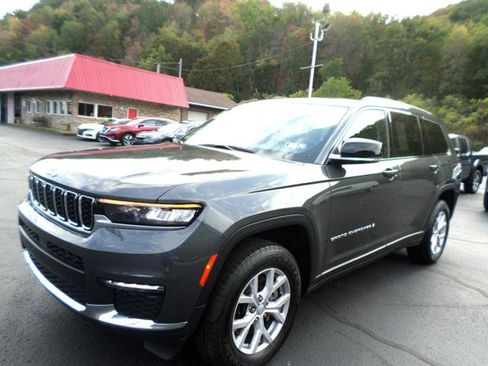 Used 2022 Jeep Grand Cherokee L Limited image 3