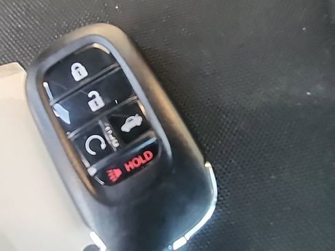 Used 2025 Honda Civic Sport image 32