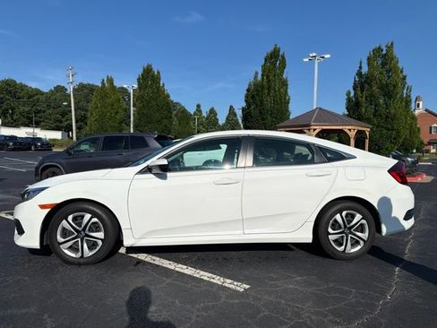 Used 2018 Honda Civic LX image 10