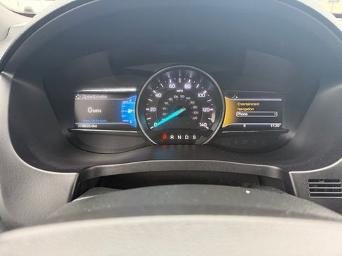 Used 2017 Ford Explorer Limited image 13