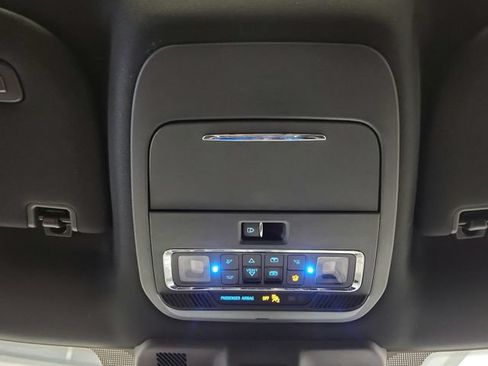 Used 2023 Ford F150 Lariat w/ Equipment Group 502A High AWD/4WD image 31