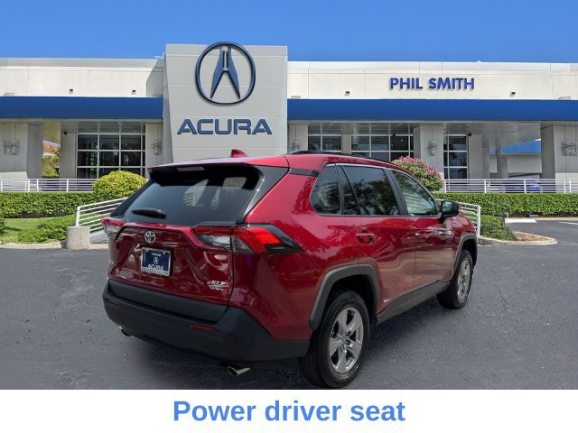 Used 2025 Toyota RAV4 XLE AWD/4WD image 6