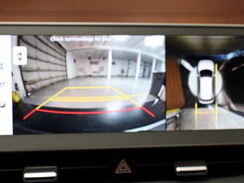 Used 2024 Hyundai Ioniq 5 Limited image 47