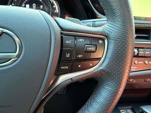 Used 2023 Lexus ES 300h F Sport w/ Accessory Package (Z1) image 23