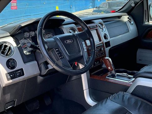 Used 2010 Ford F150 Lariat image 16