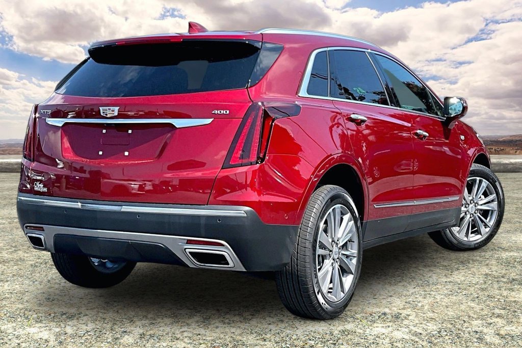 Certified 2026 Cadillac XT5 Premium Luxury w/ Driver Assist Package AWD/4WD image 5