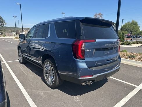 Used 2026 GMC Yukon Denali w/ Denali Reserve Package image 8