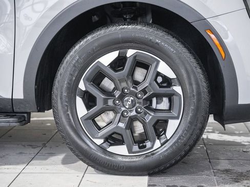 Used 2025 Kia Sorento S w/ Panoramic Sunroof Package image 17