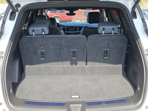 Used 2024 Buick Enclave Premium image 31