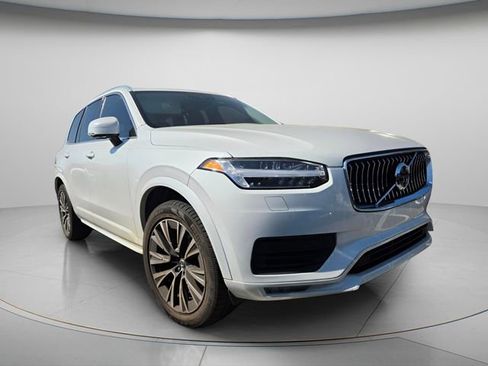 Used 2020 Volvo XC90 T6 Momentum w/ Protection Package Premier AWD/4WD image 4