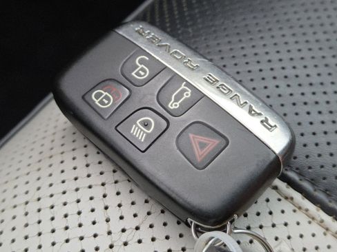 Used 2017 Land Rover Range Rover Sport SVR image 35