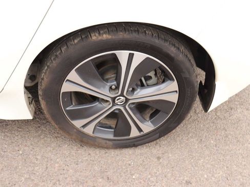 Used 2020 Nissan Leaf SV w/ SV All Weather Package FWD image 9