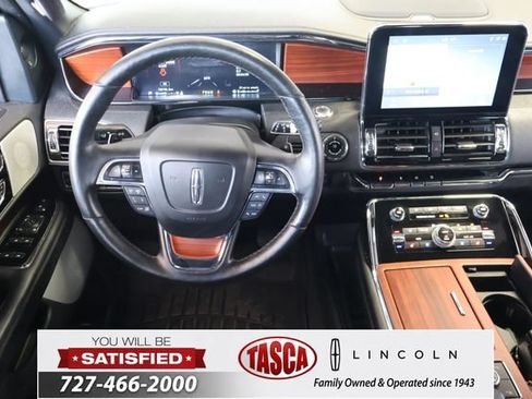 Used 2020 Lincoln Navigator L Reserve w/ Equipment Group 208A Reserve AWD/4WD image 19