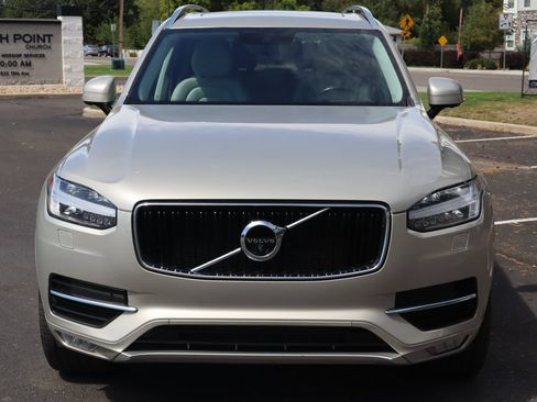 Used 2018 Volvo XC90 T6 Momentum w/ Convenience Package AWD/4WD image 12