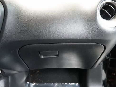 Used 2016 Nissan Juke S image 34