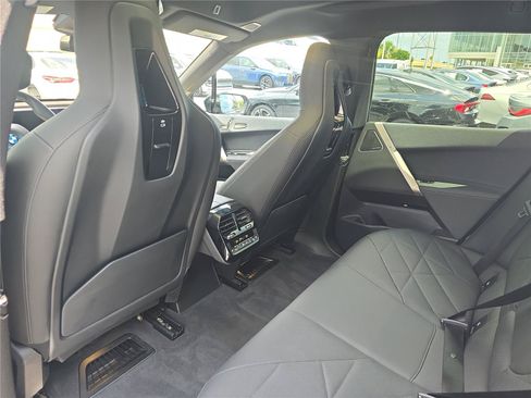 Used 2024 BMW iX xDrive50 w/ Premium Package AWD/4WD image 12