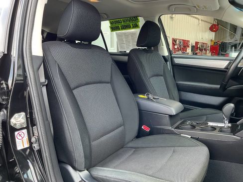 Used 2016 Subaru Outback 2.5i Premium AWD/4WD image 40